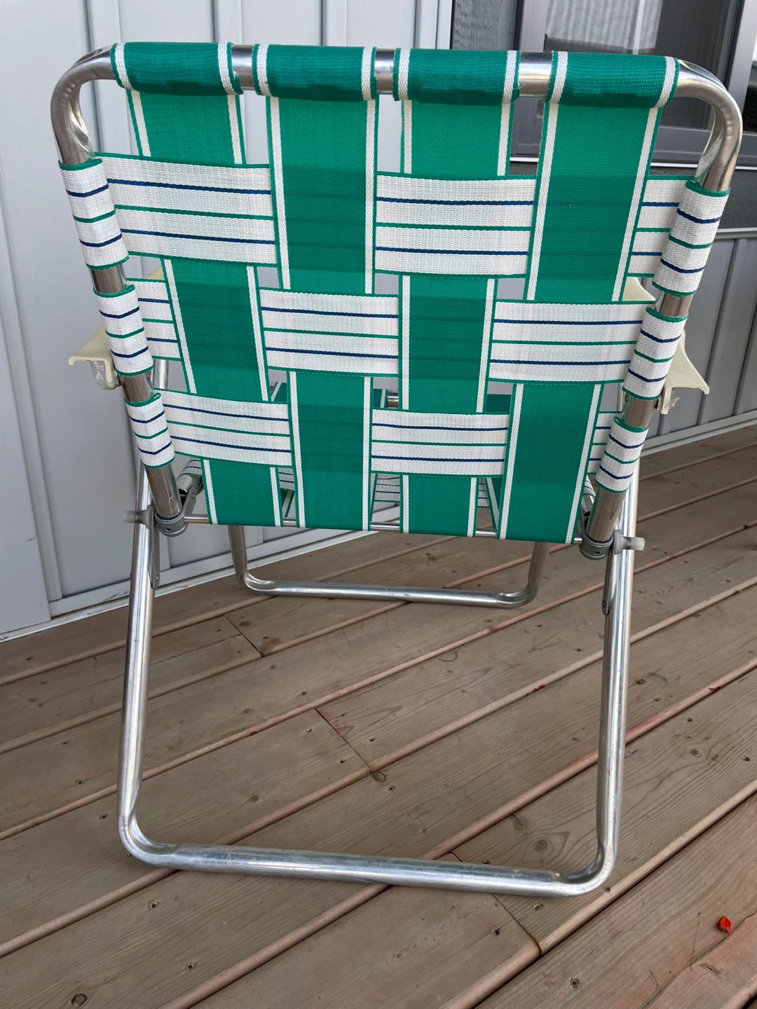 Vintage Green and White Webbed Lawn Chair - photo 2