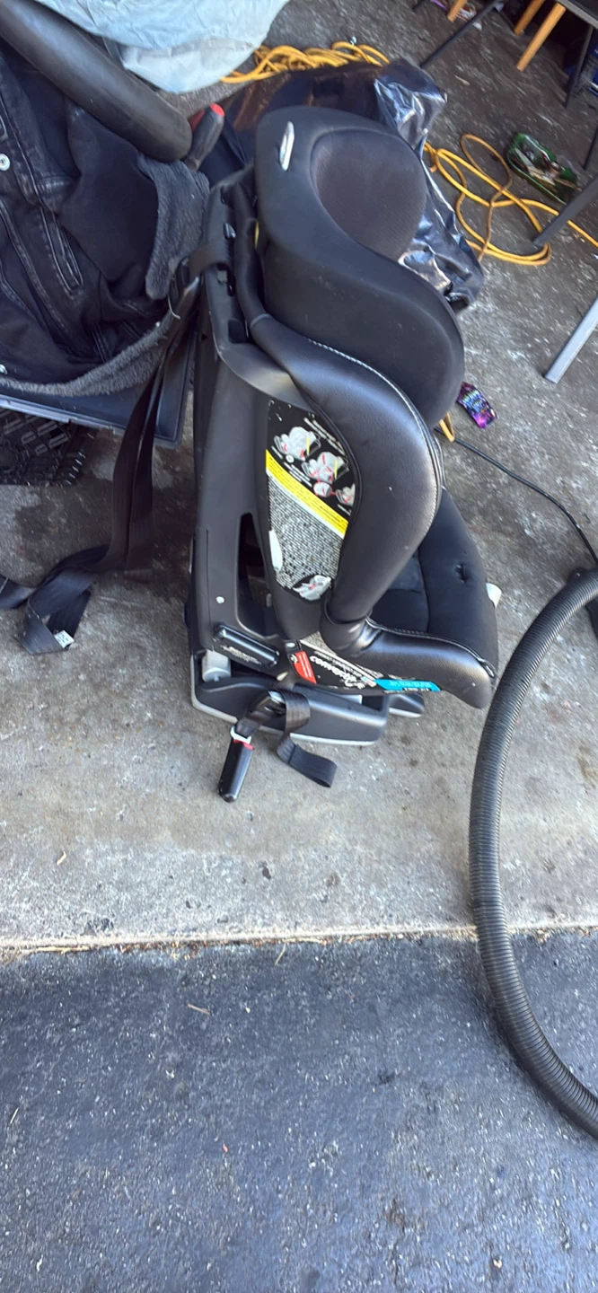 Peg Perego Car Seat - photo 2