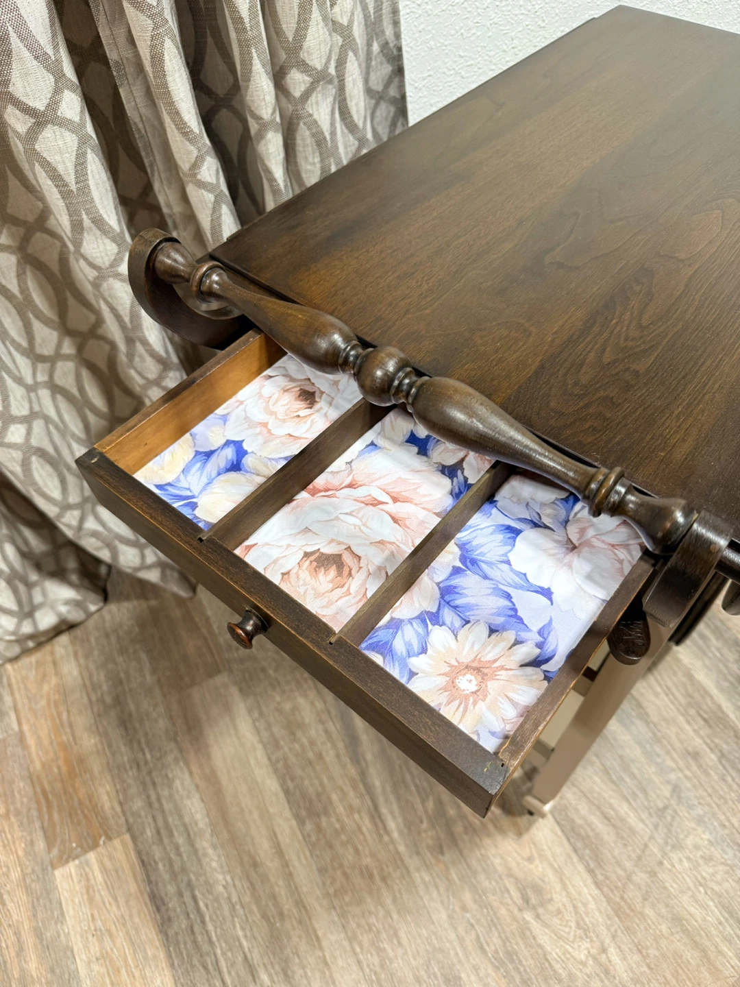 Refinished Tea cart / Plant Stand / Bar - photo 3