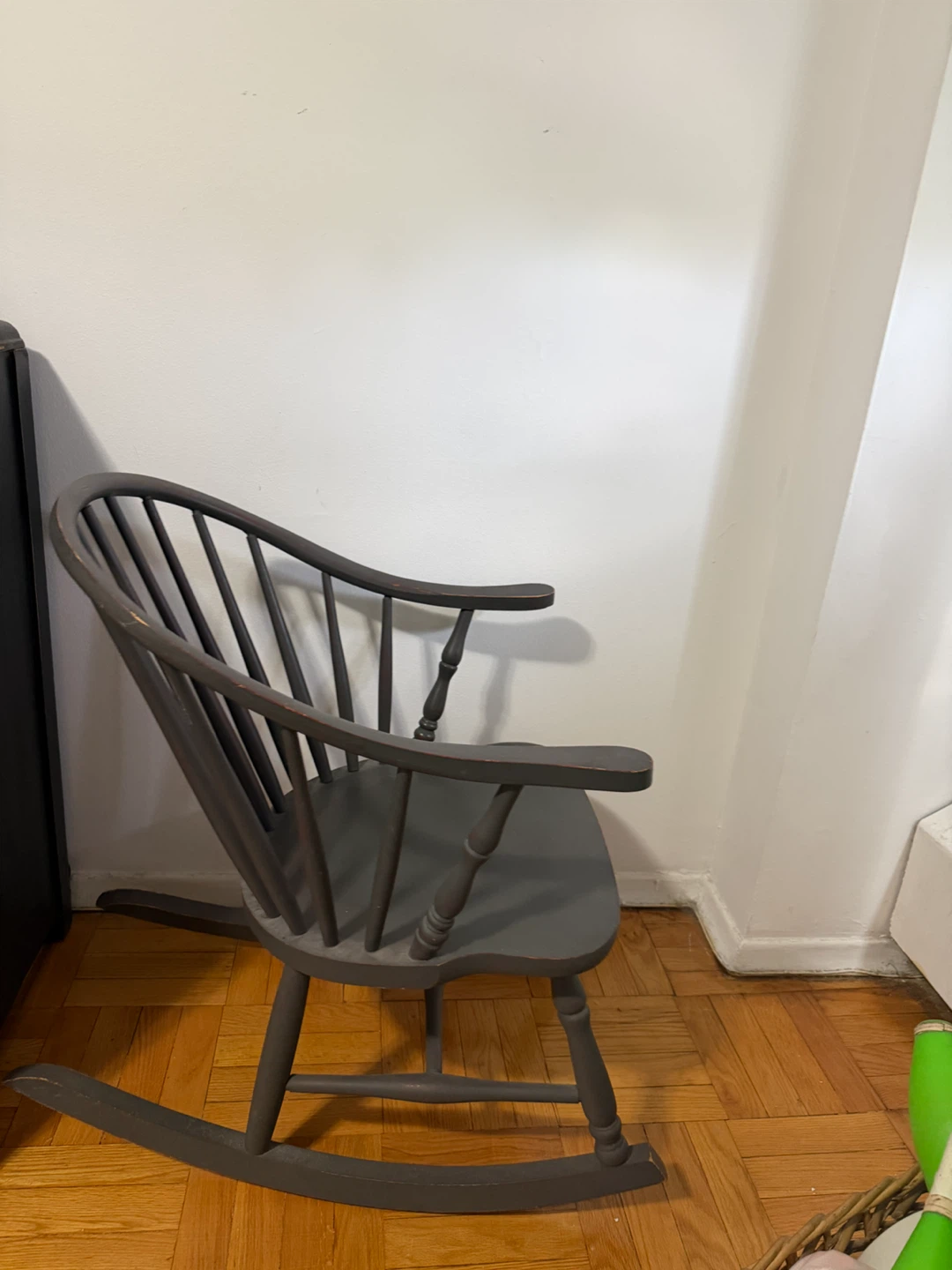 Vintage Windsor-Style Wooden Rocking Chair – Dark Grey Finish - photo 2