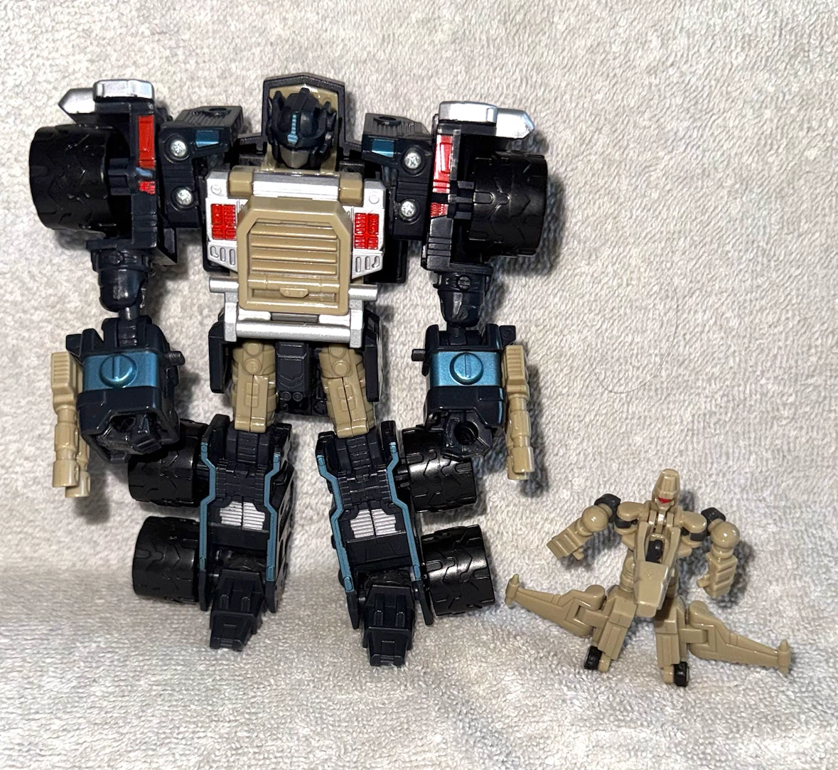 Transformers Armada Nemesis Prime complete with Run-over