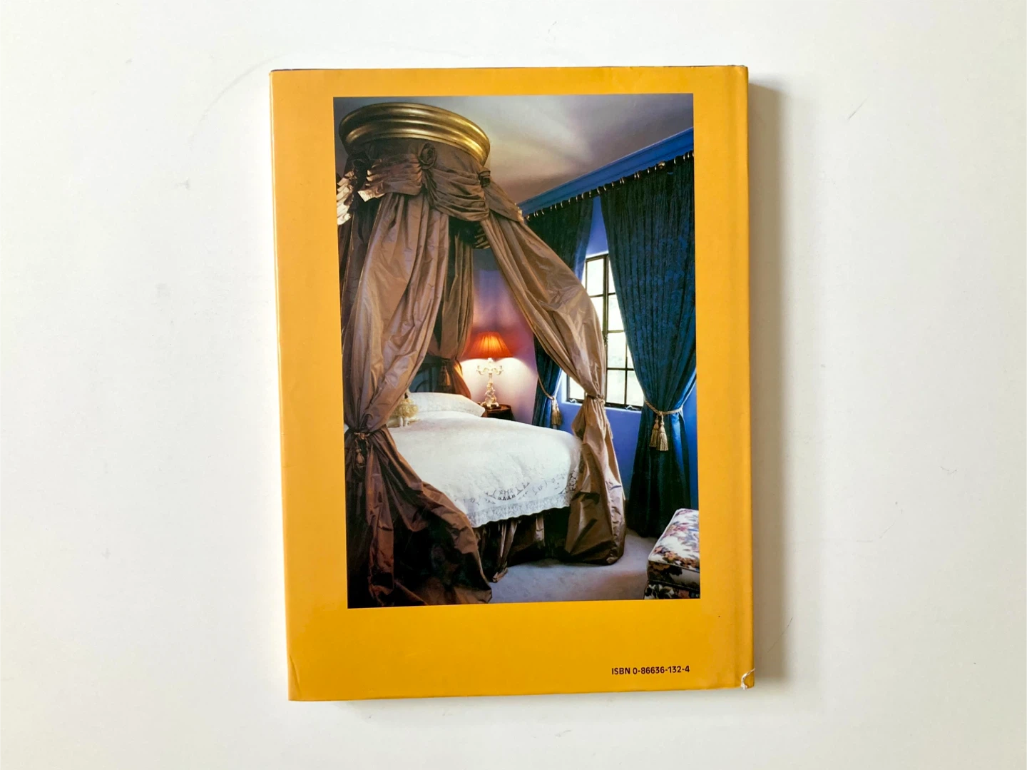 Vintage 1991 California Interiors Hardcover Book - photo 3