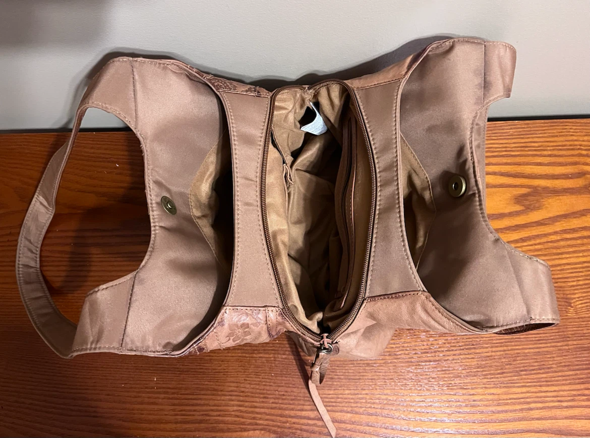 CABIN CREEK AND SAM & LIBBY TAB/TAUPE PURSES - photo 5