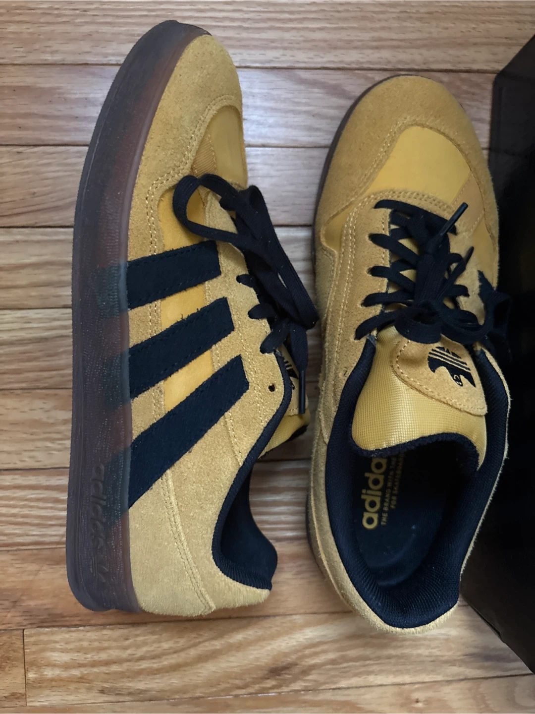 Adidas Yellow and Black Suede Sneakers with Box - photo 5