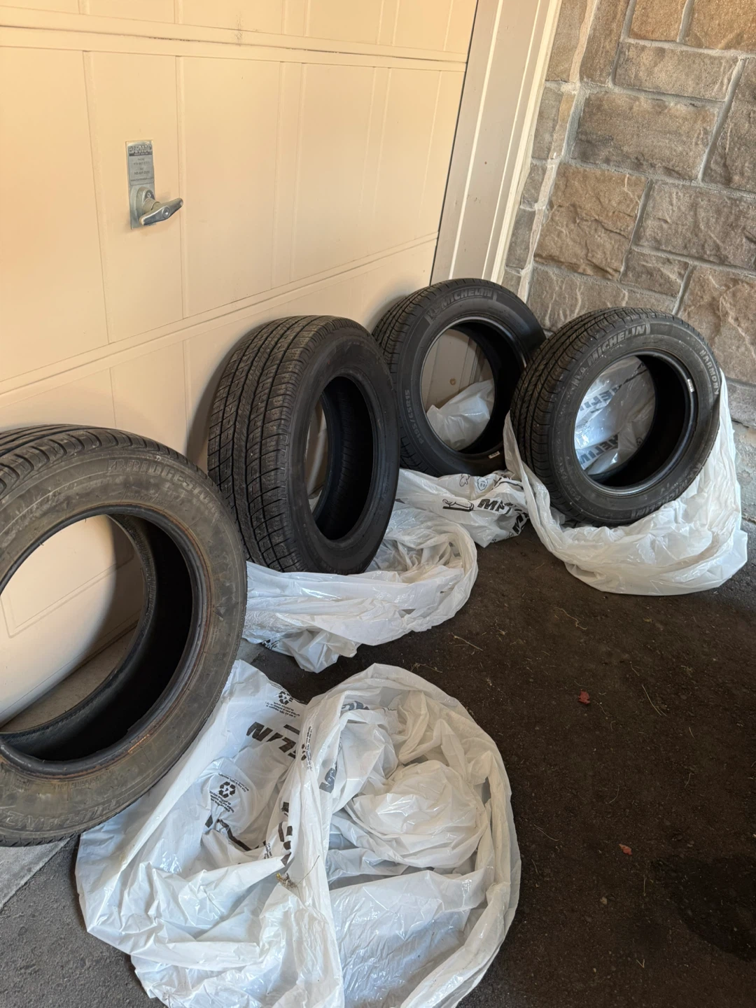 Michelin & Bridgestone Tires - P195/65R15
