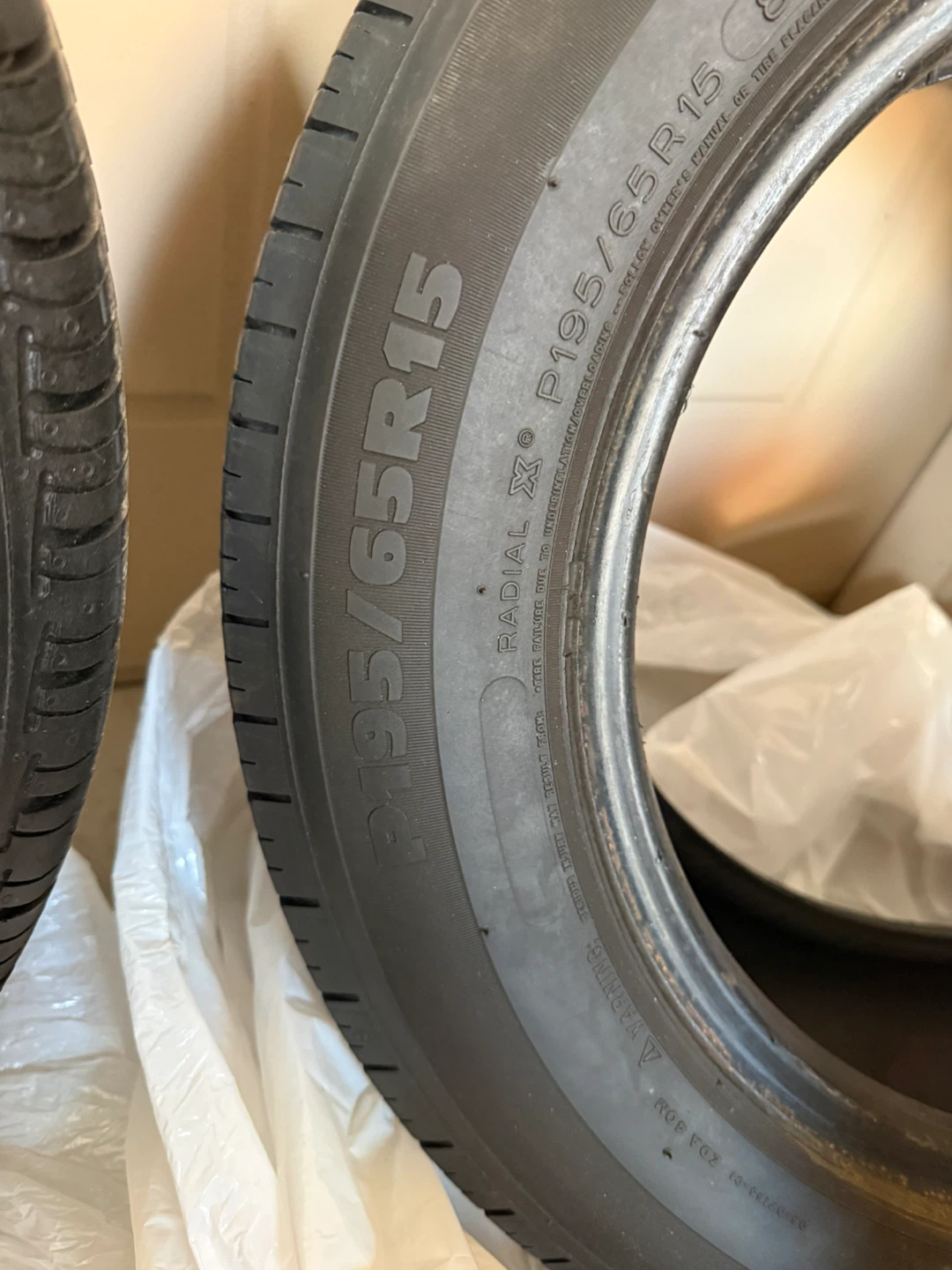 Michelin & Bridgestone Tires - P195/65R15 - photo 4
