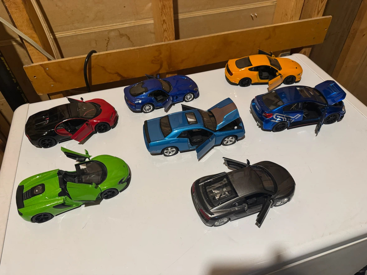 7 Diecast Sports Cars. $10 each - photo 2