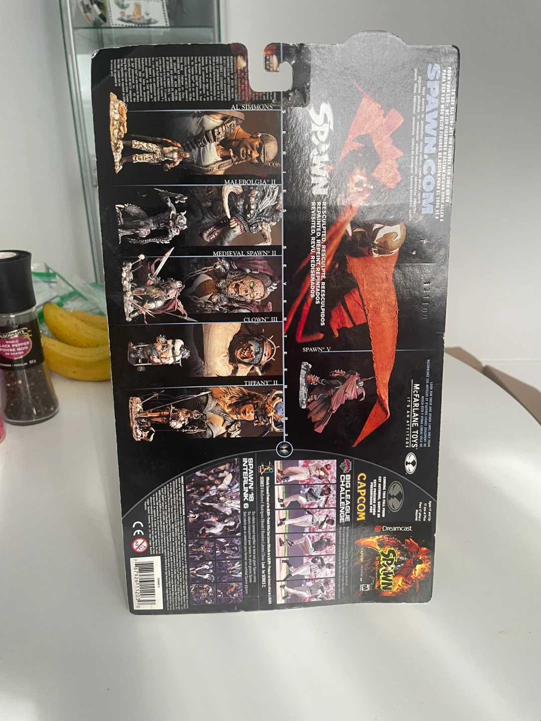 Spawn Classic 6" Action Figure with Accessories - photo 2