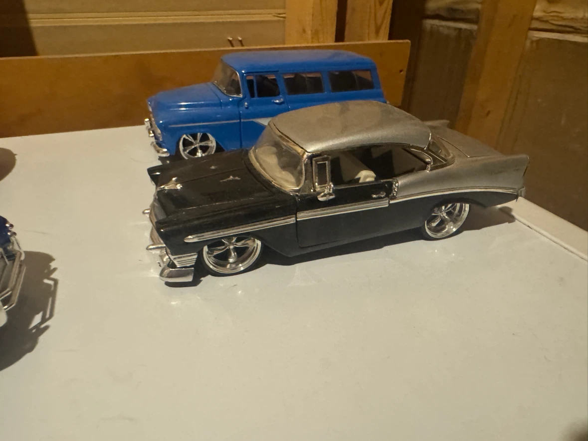 Diecast Cars. 1/24th scale. $20 each - photo 4