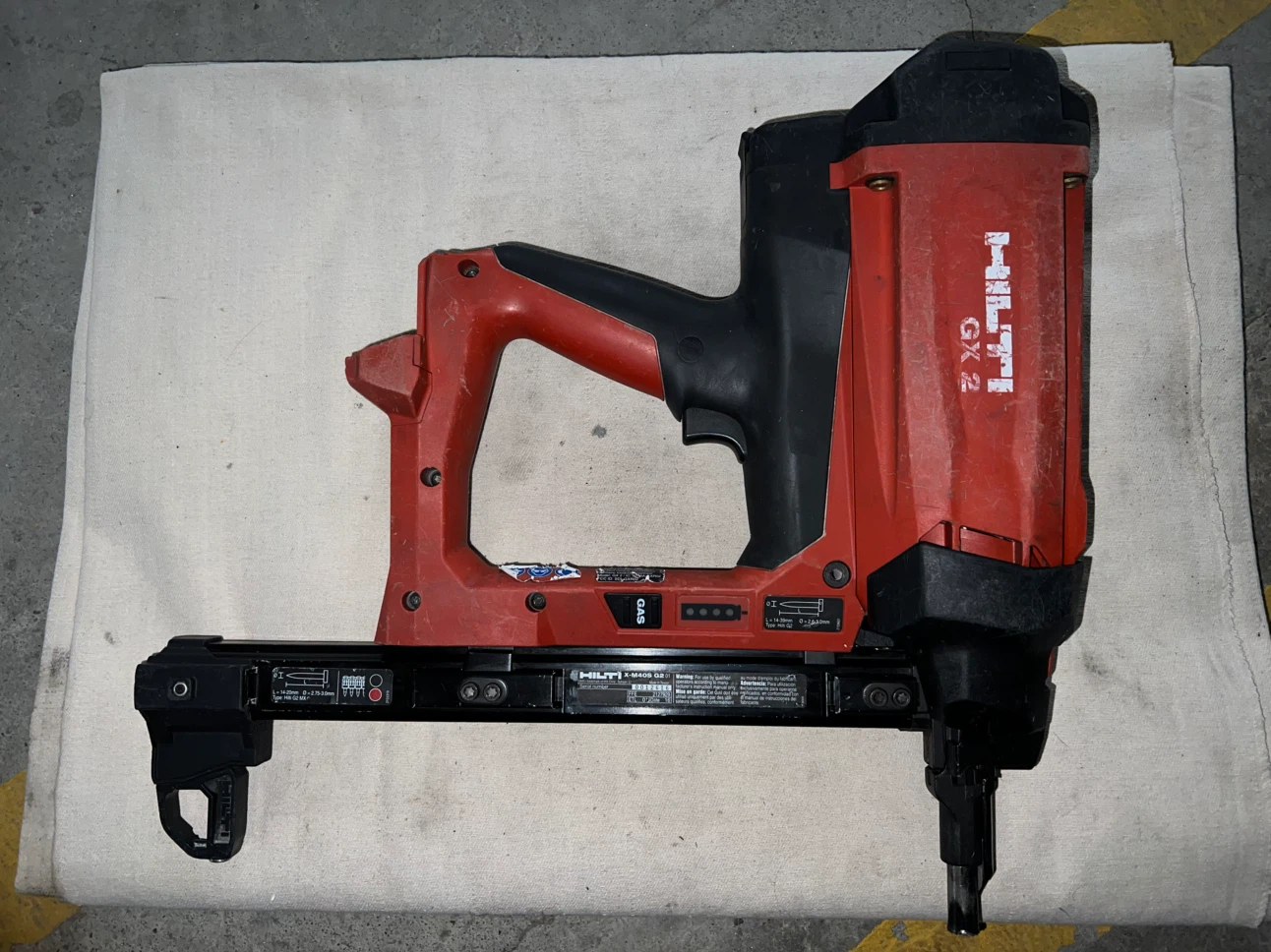 Hilti GX2 Gas Concrete Nailer - photo 2
