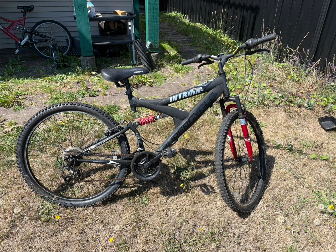 Huffy Titan Mountain Bike