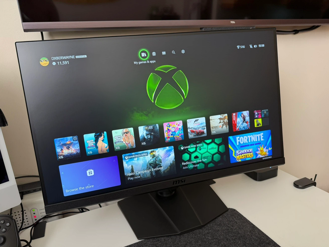 MSI G272QPF E2 27” 180Hz Gaming Monitor + Extras