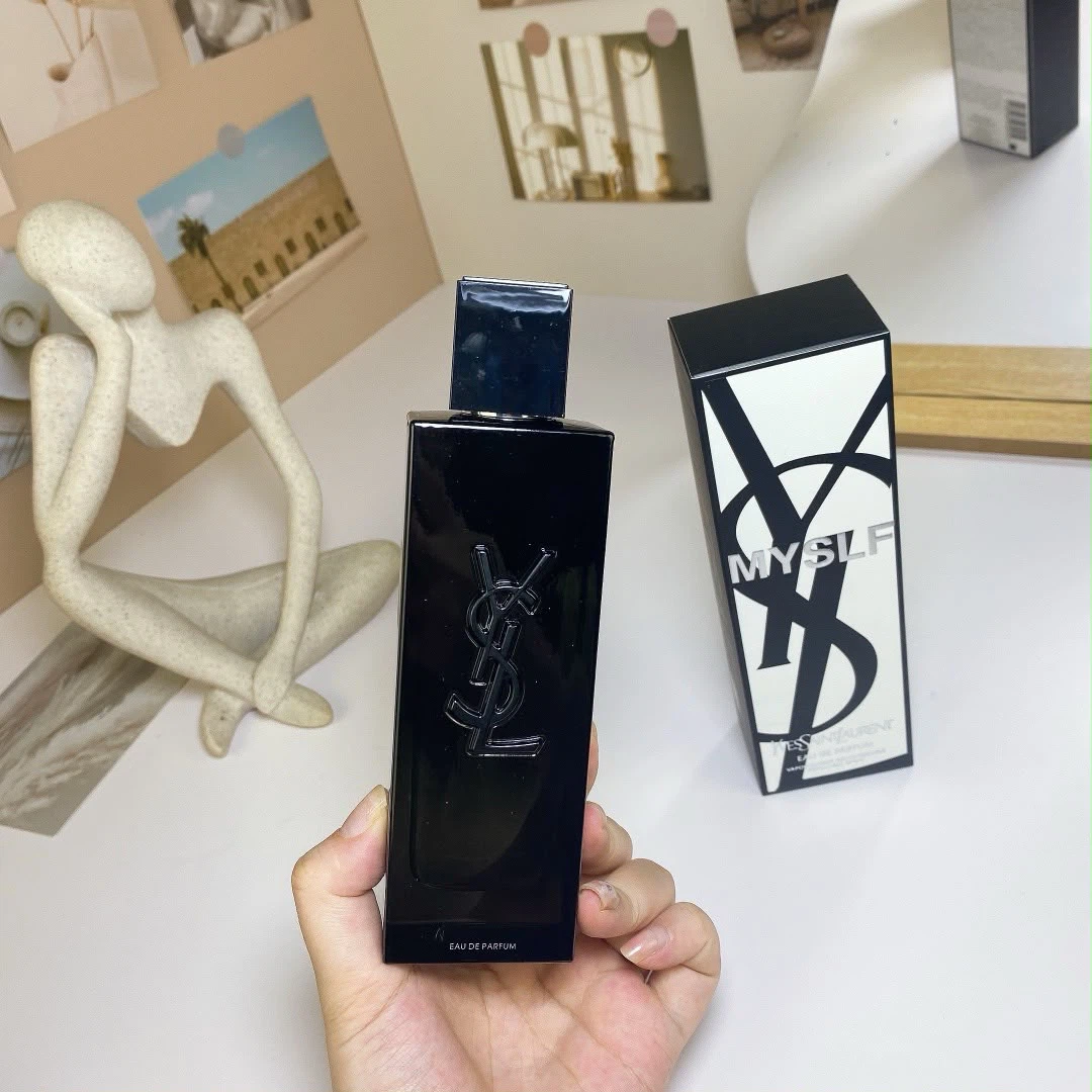 Yves Saint Laurent MYSLF Eau de Parfum