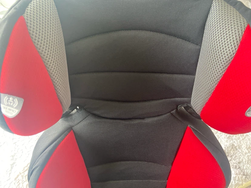 Evenflo Booster Seat - photo 3