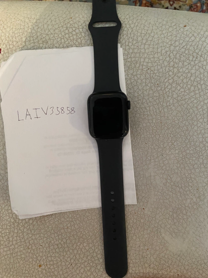 Apple Watch SE 2nd gen 40MM - photo 2