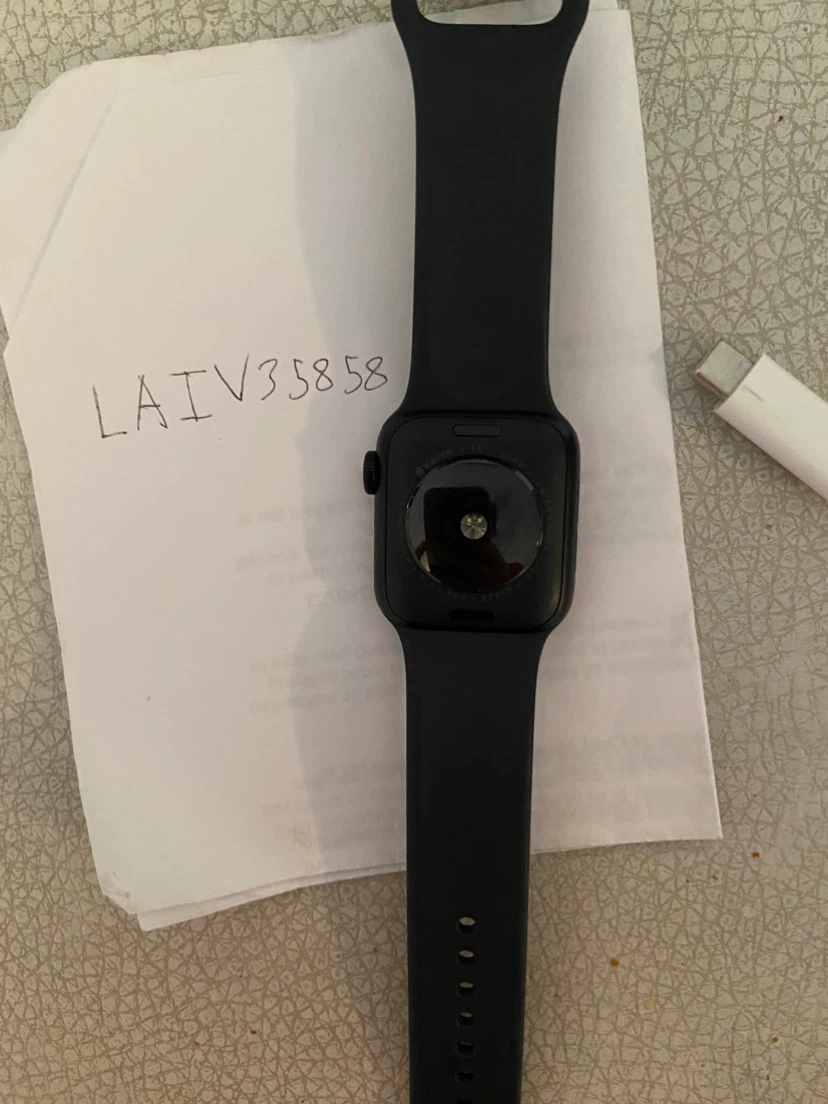 Apple Watch SE 2nd gen 40MM - photo 4