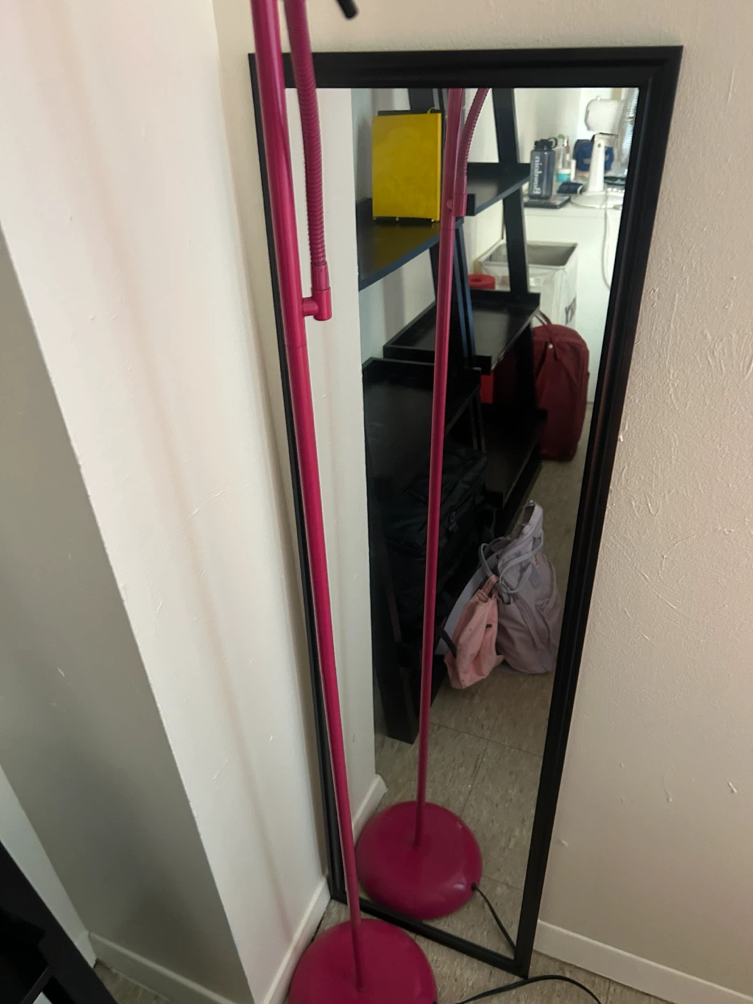 Standing mirror with black frame - photo 2