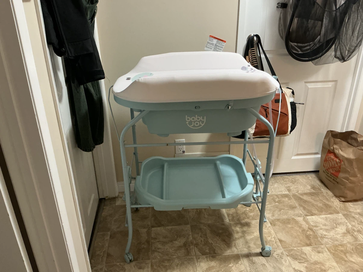Changing table with bath