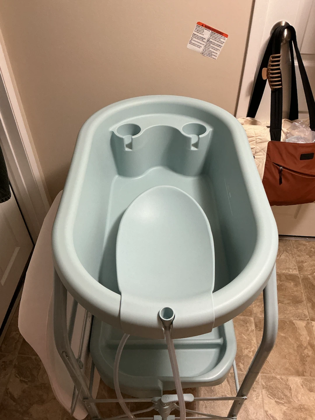 Changing table with bath - photo 3
