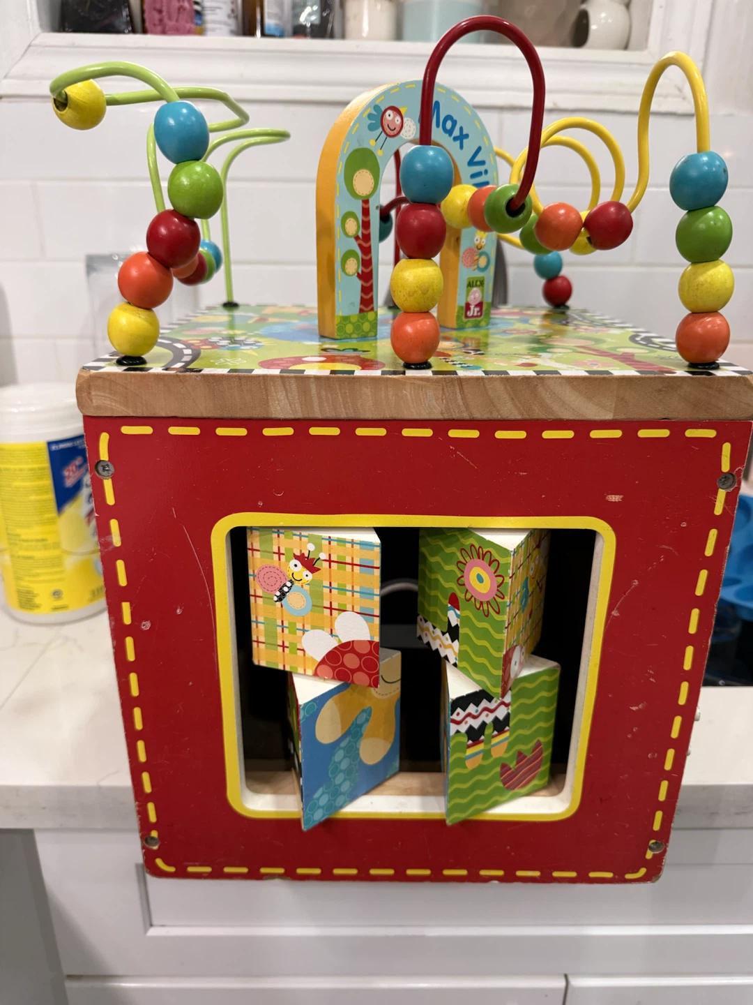 Max Ville Jr. Activity Cube