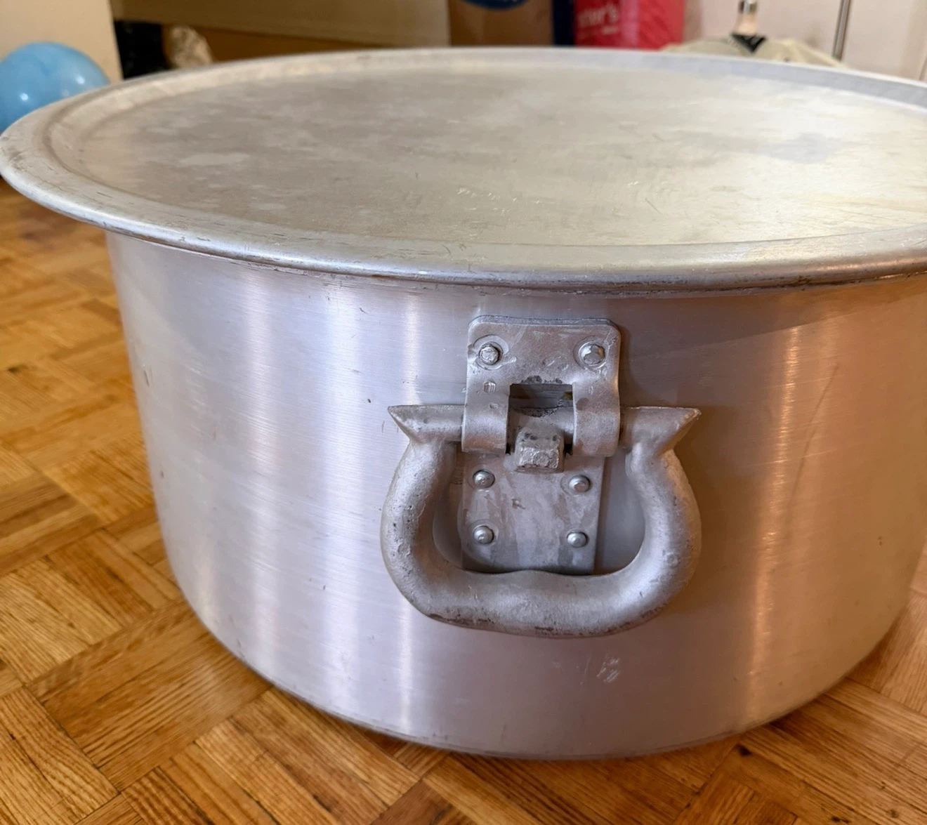 Big Aluminum pot, up to 12 kgs we can cook - photo 5