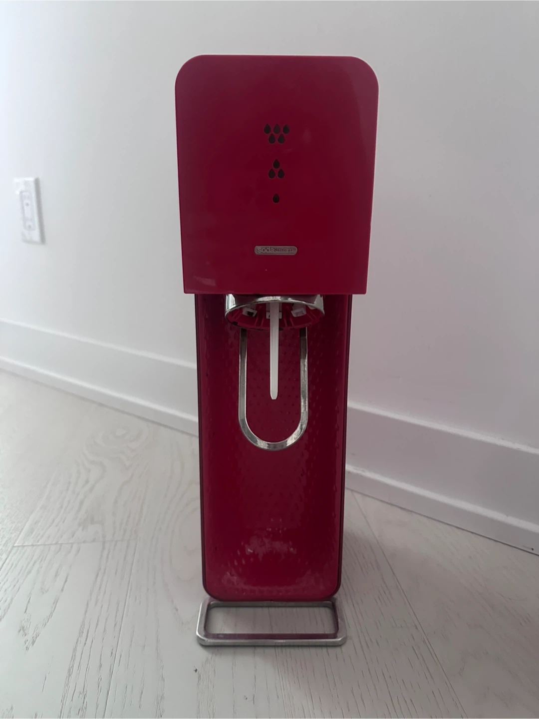 SodaStream Sparkling Water Maker - Red - photo 2