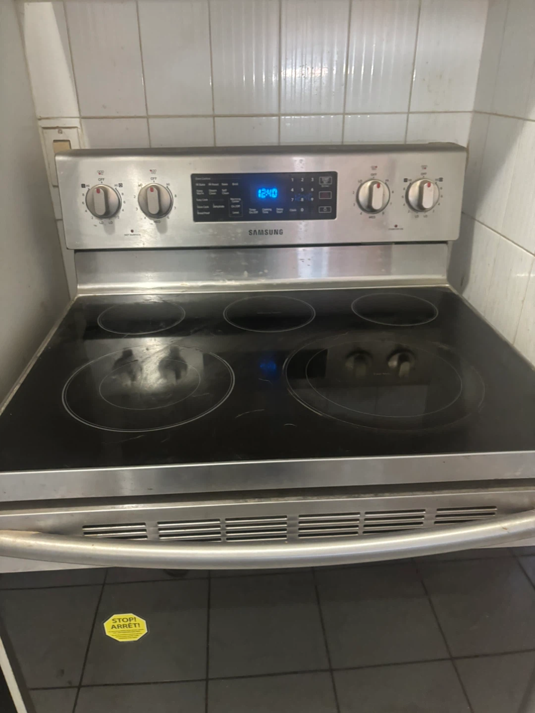 Samsung electric stove - photo 2