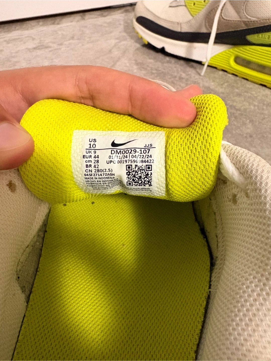 Nike Air Max 90 Sneakers - Size US 10 - photo 3