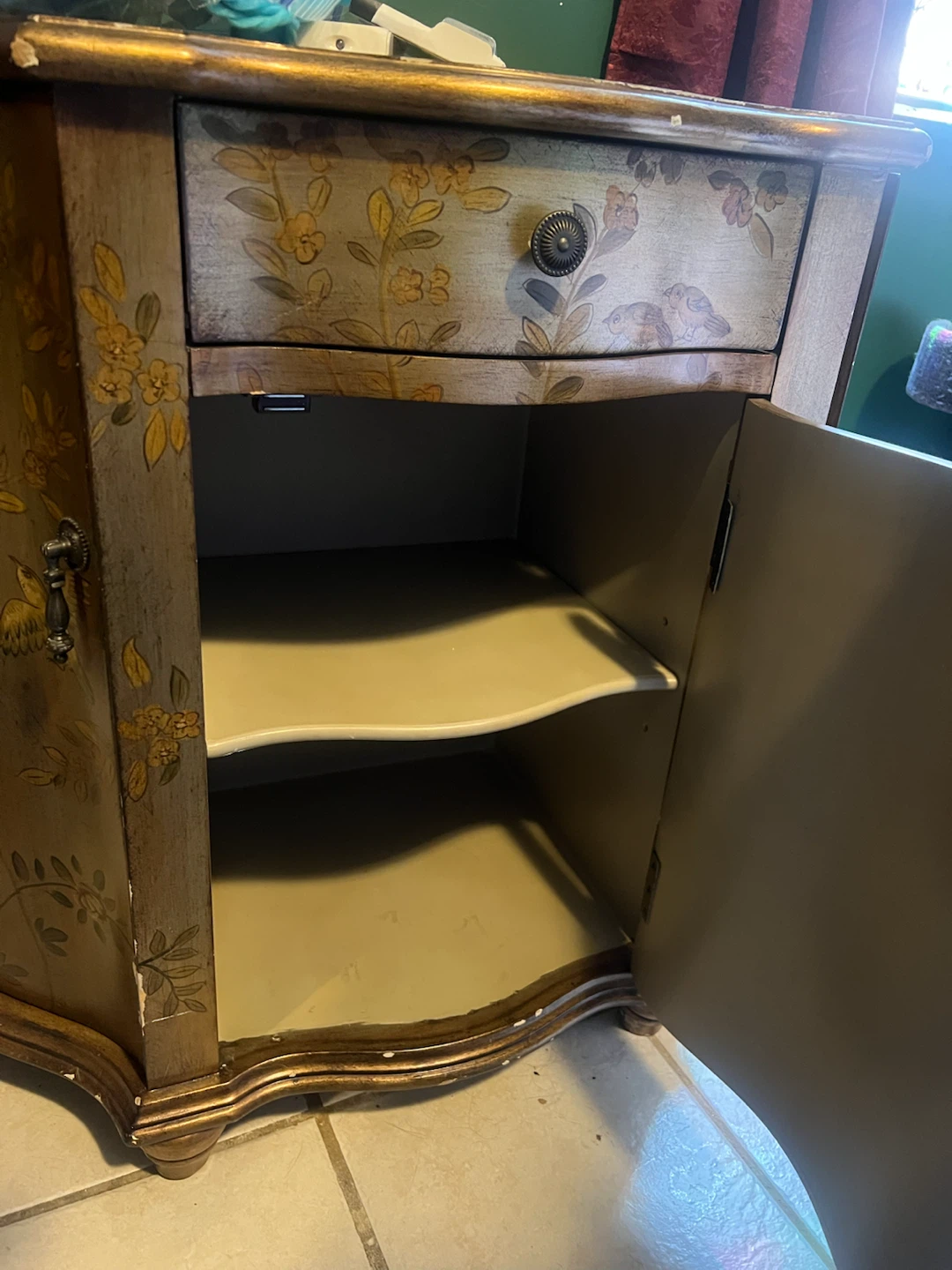 Gold/Bronze Painted Cabinet with Original Fixtures - photo 3