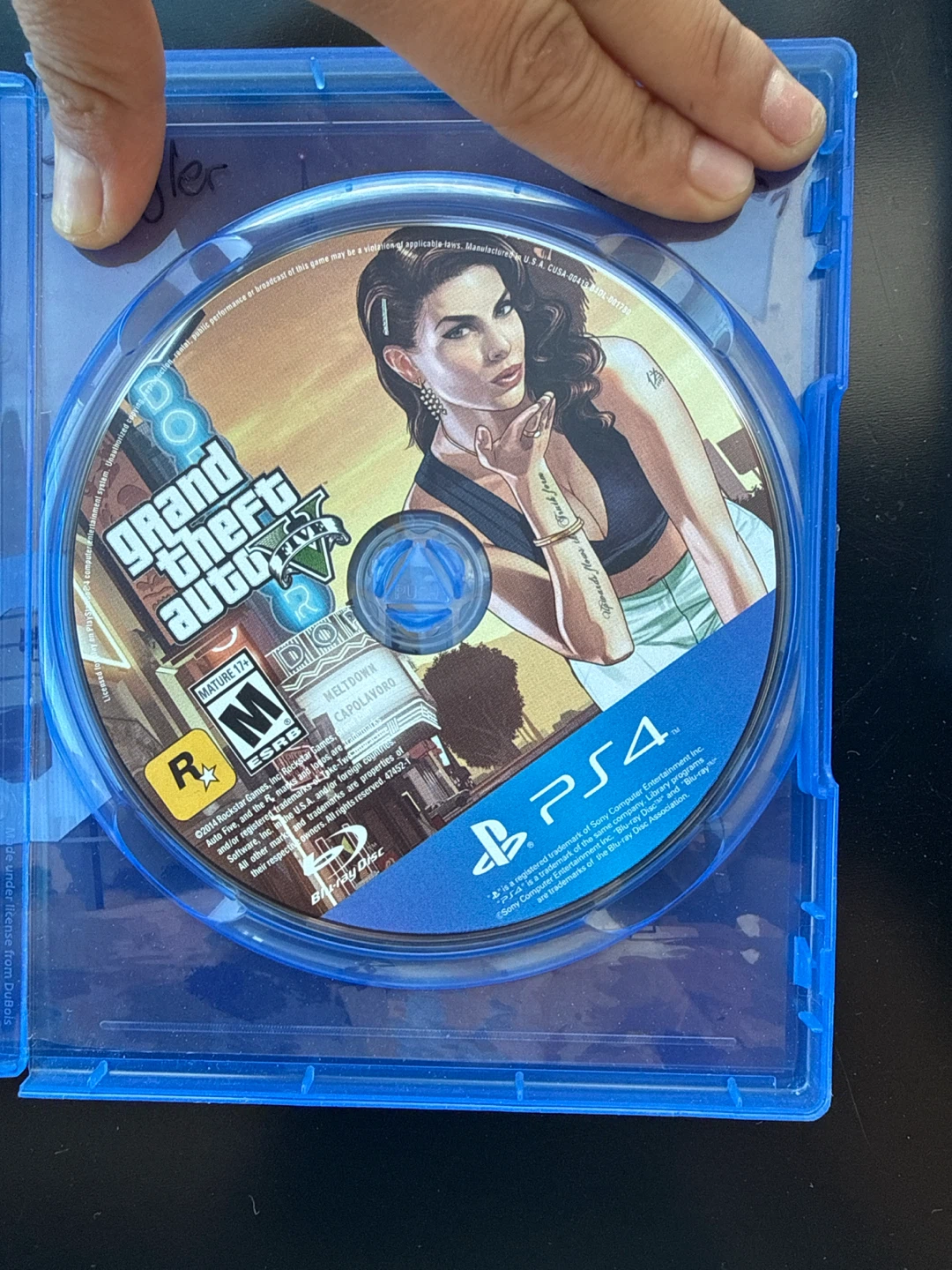 Grand Theft Auto V Premium Edition PS4 - photo 2