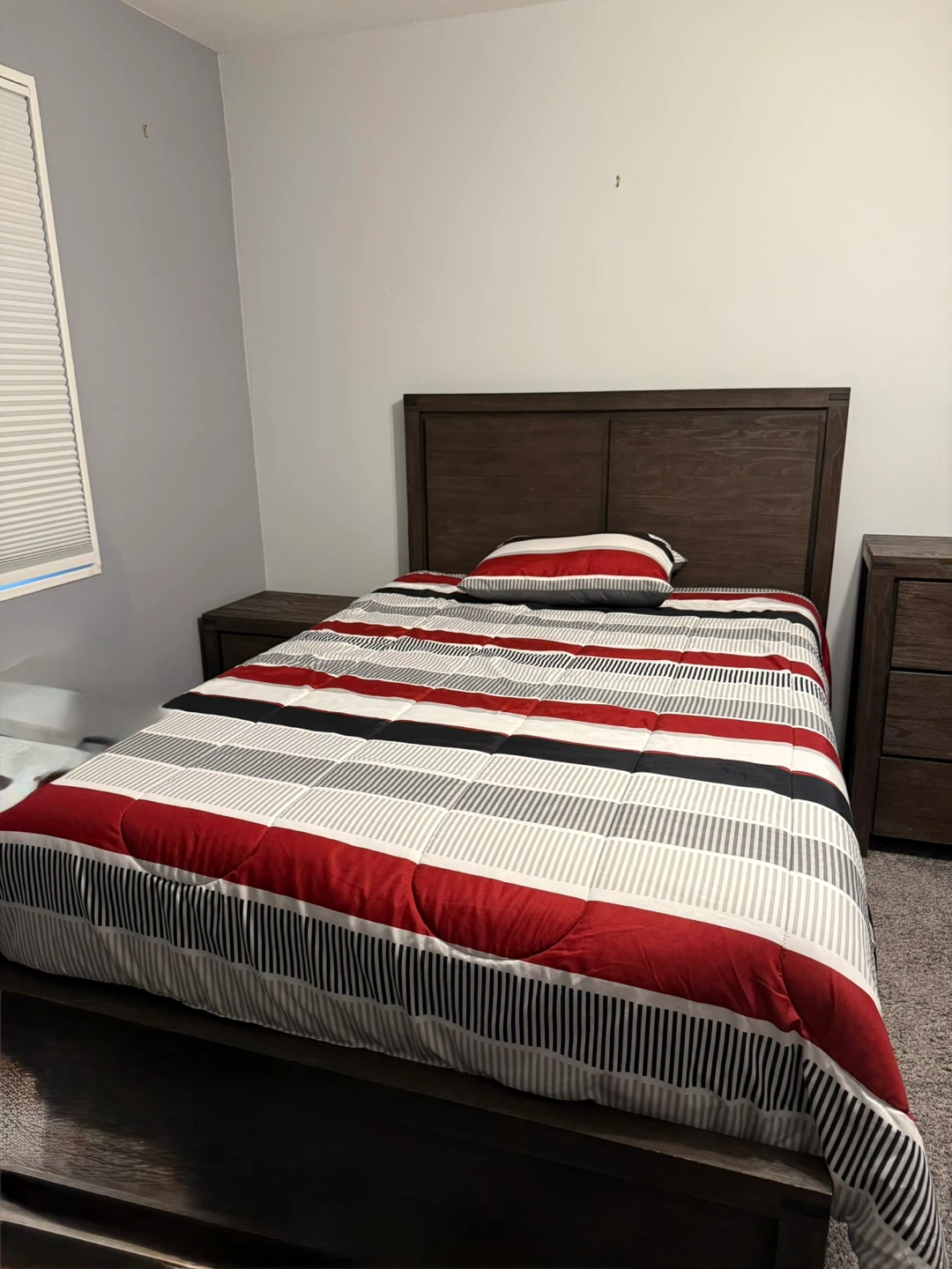 5-Piece Rustic Brown Bobs Furniture Bedroom Set