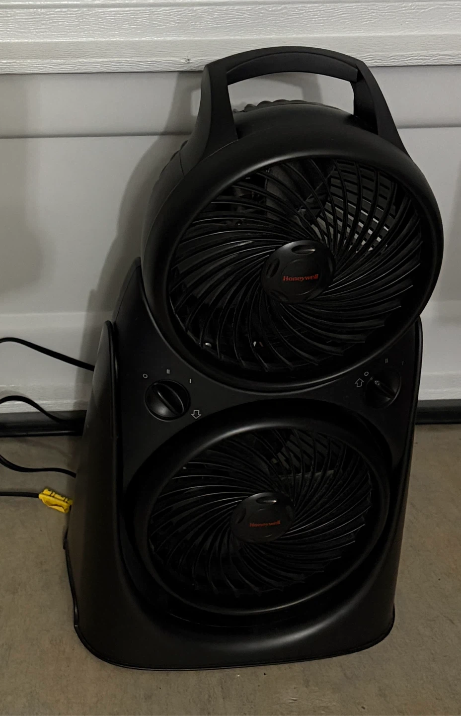 Honeywell 2-in-1 Floor Air Circulator - photo 3