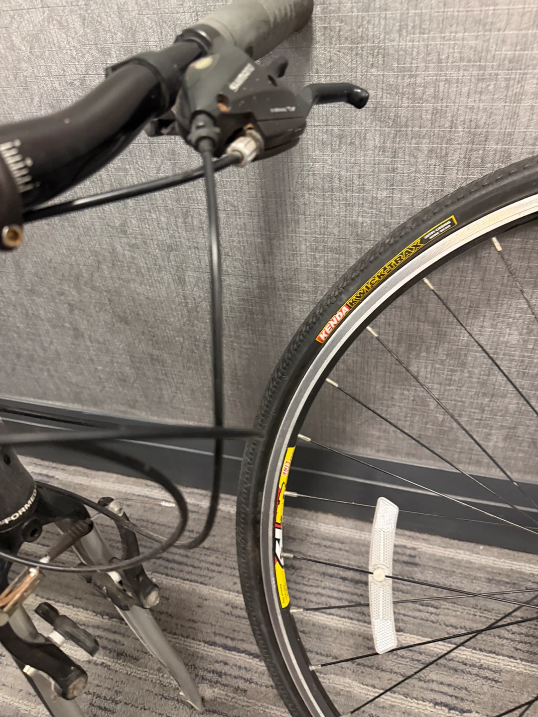 Diamondback Insight Hybrid Bike - photo 5