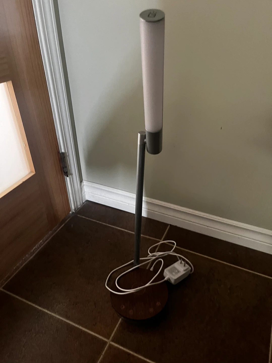 Portable LED Light Lamp with Bluetooth charging - photo 2