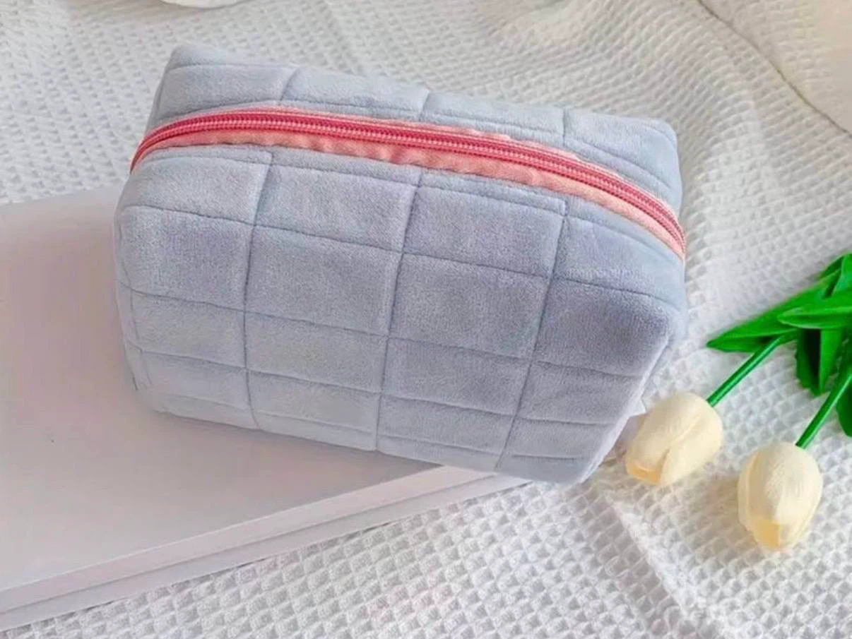 Cosmetic Bag Bundle — $35 for 4 ( new) - photo 2