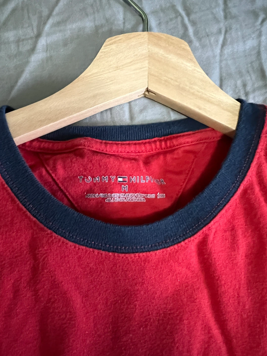 Tommy Hilfiger Red T-Shirt -Medium - photo 3