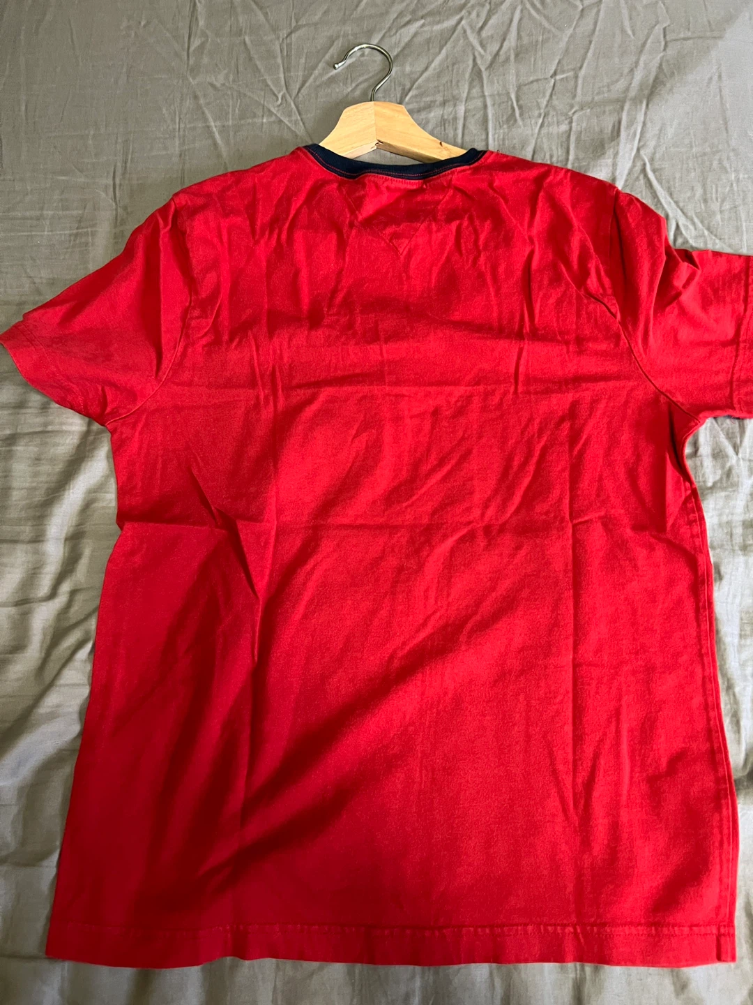 Tommy Hilfiger Red T-Shirt -Medium - photo 4
