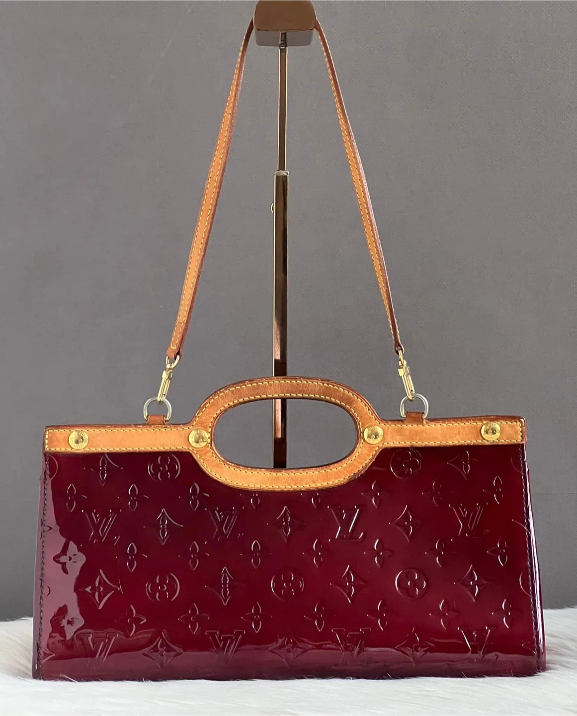 🎀 FOR SALE ✨PRE-LOVED Louis Vuitton Roxbury Drive Bag - photo 4