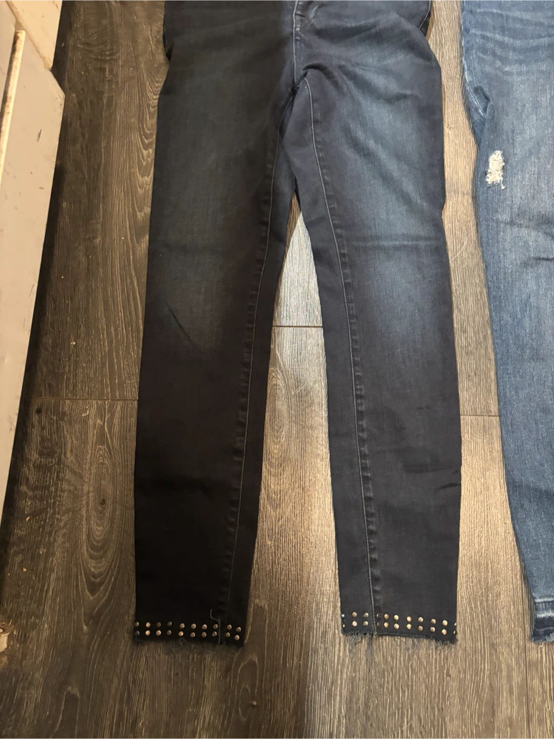 4 Pair Designer Jeans Size 26-27 Stretchy - photo 2