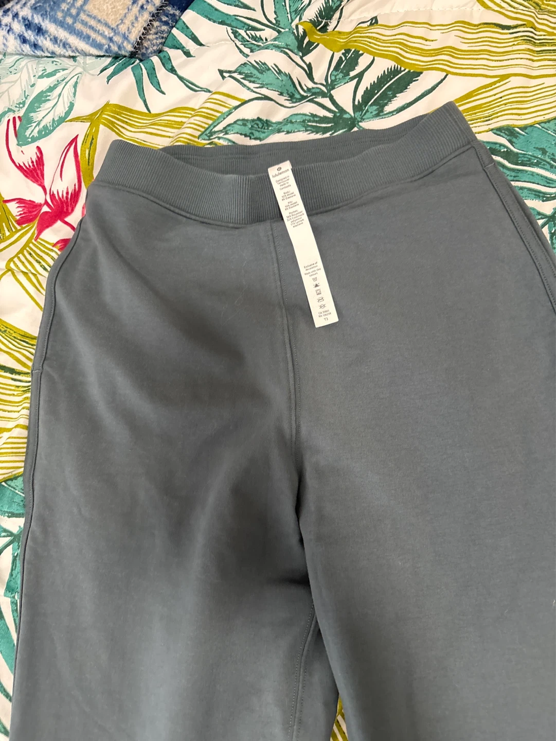 Lululemon Athleisure Pants - photo 2