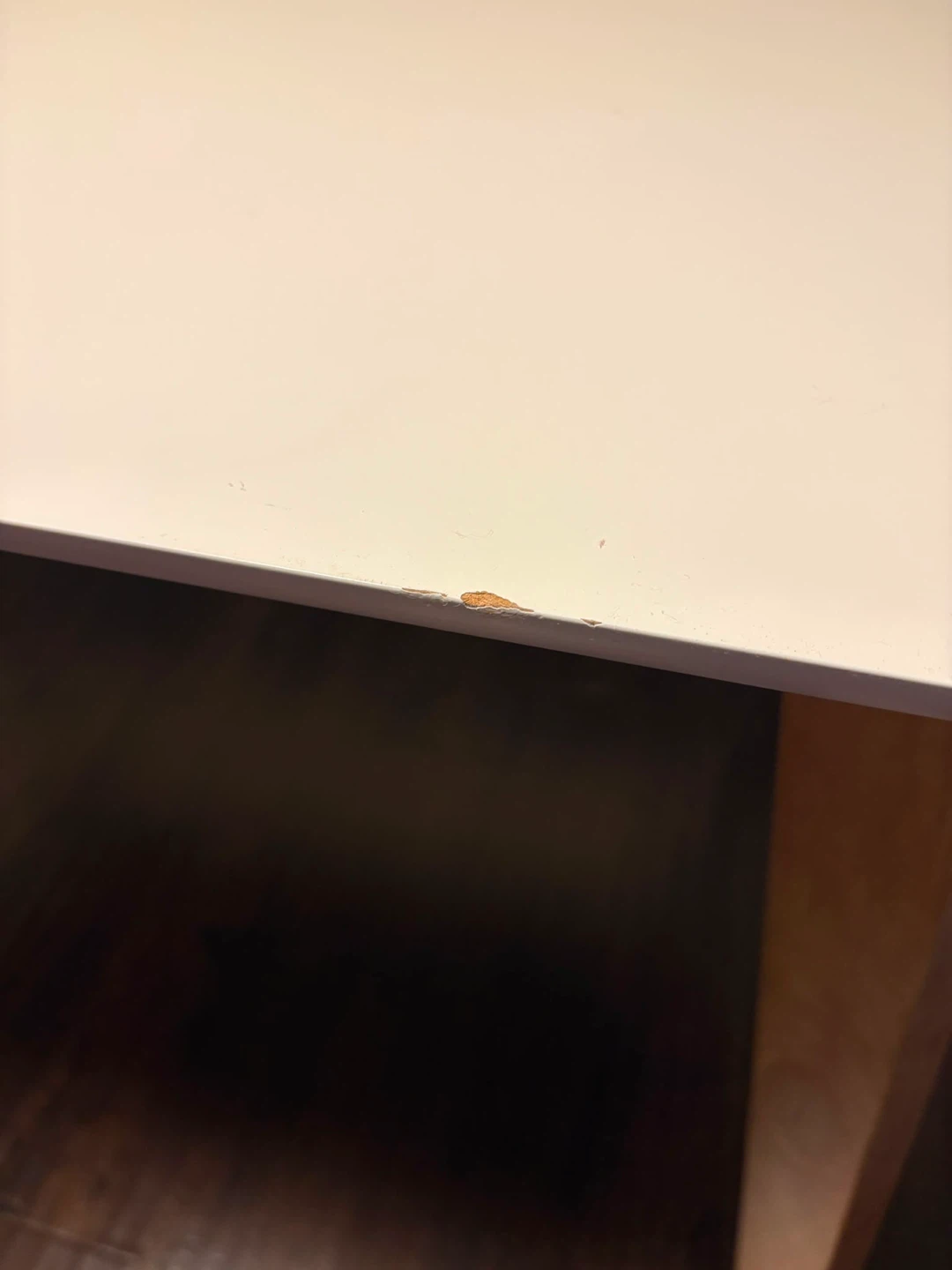 White Dining Table with Wooden Legs - photo 4