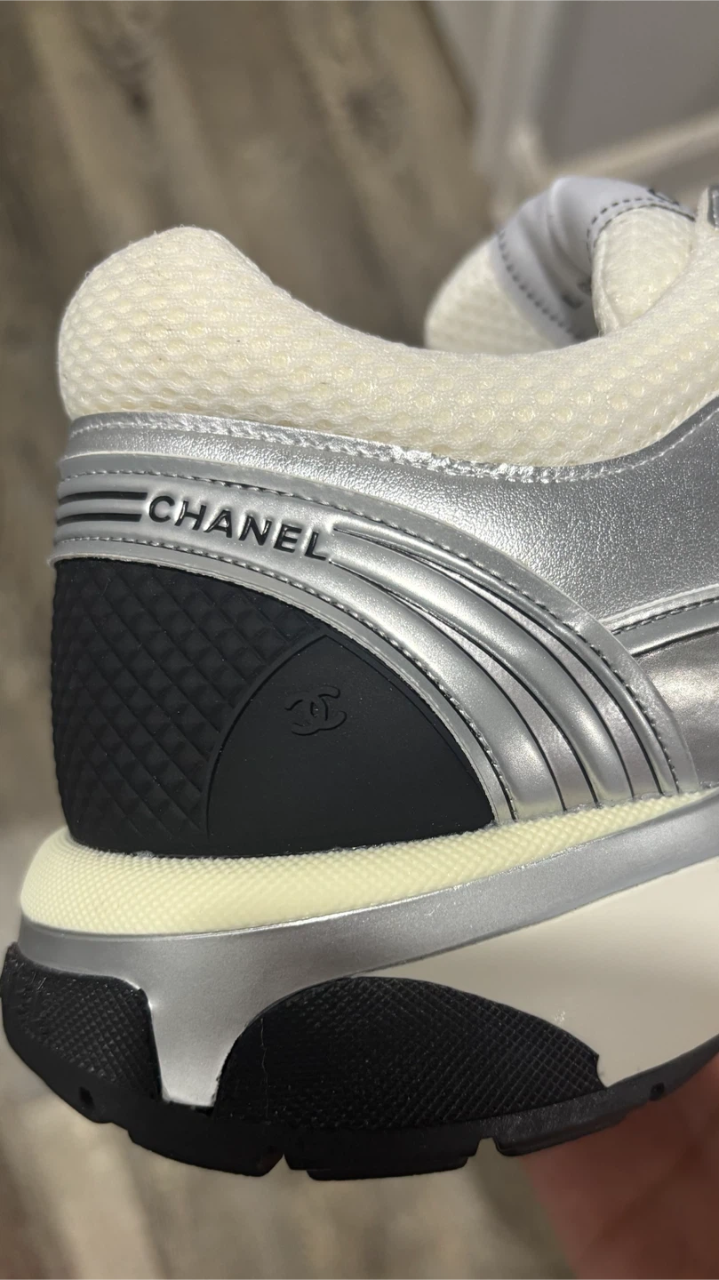 Chanel CC Logo Runners - photo 4