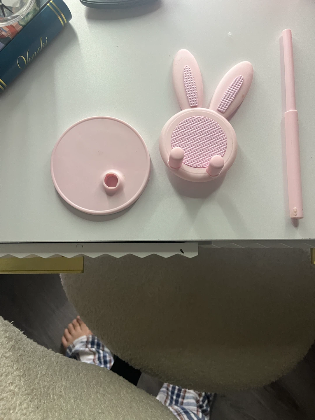 Pink Bunny Phone Stand - photo 2