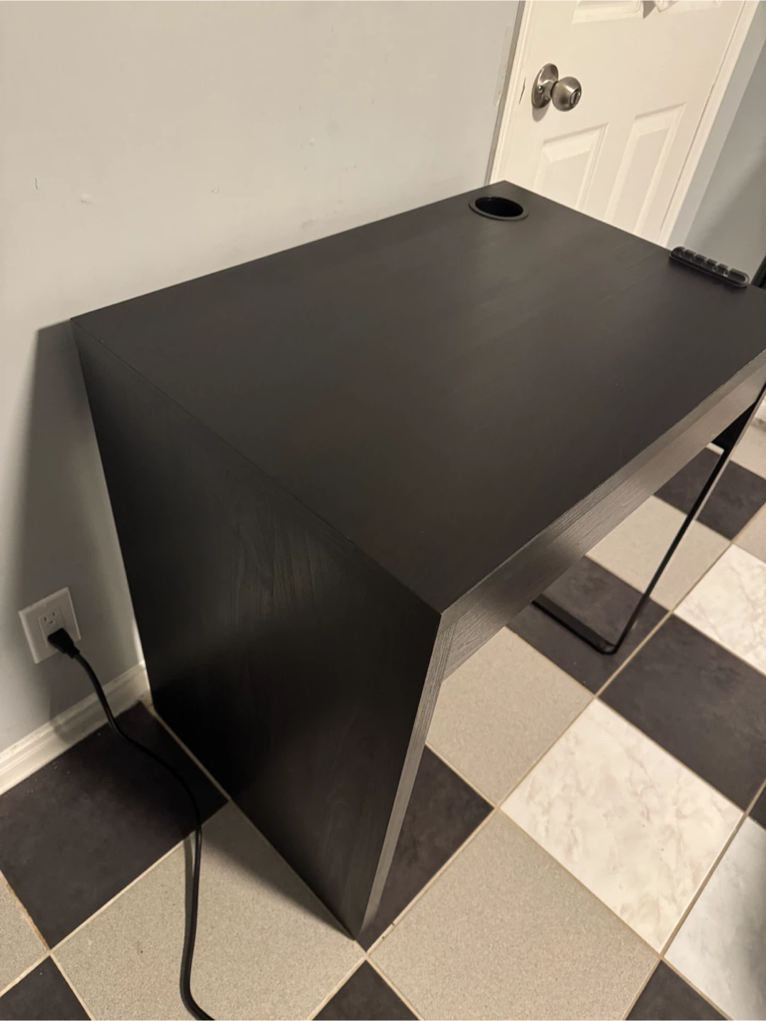 IKEA Work Desk - photo 2