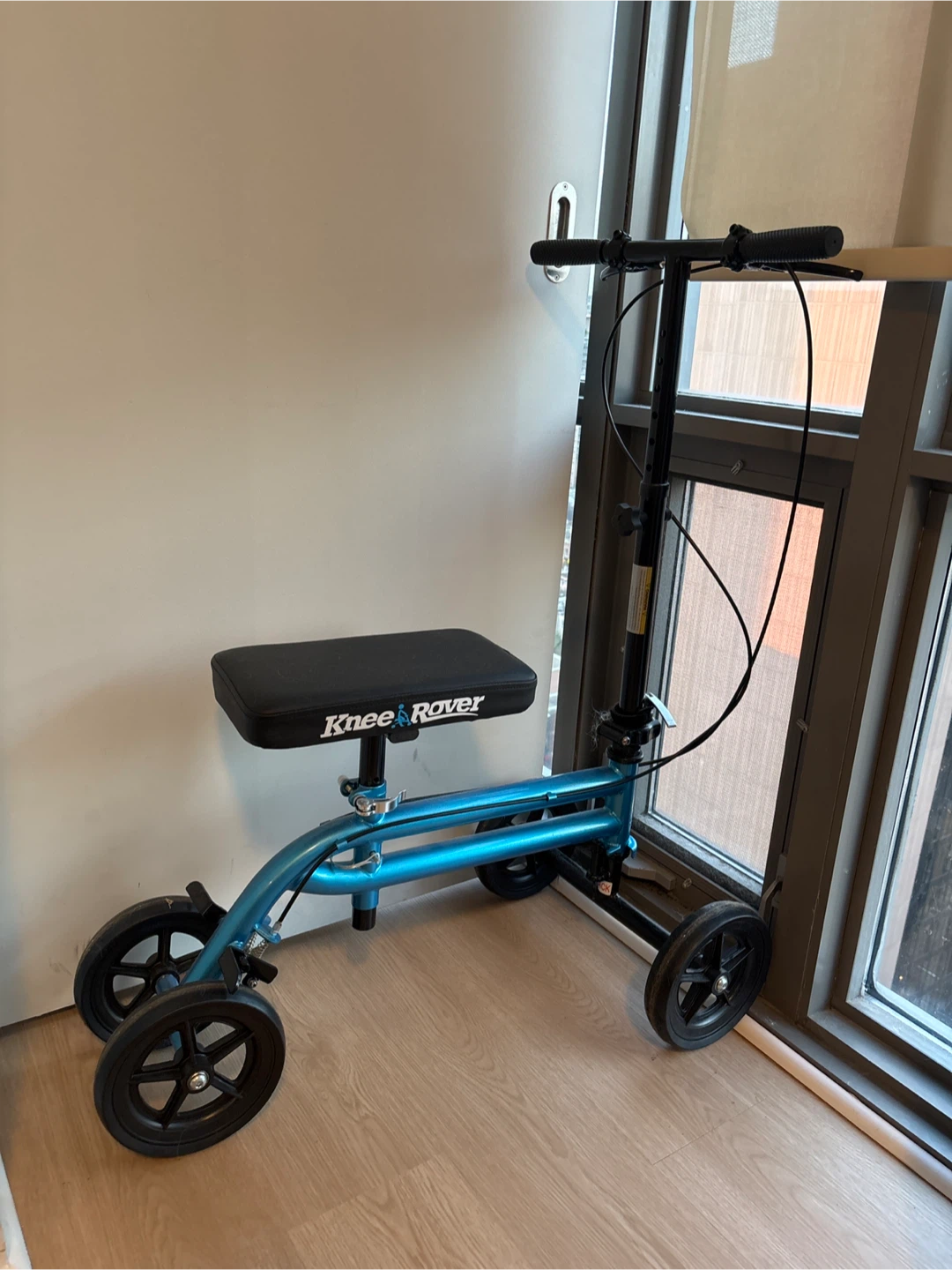 Knee Rover Medical Walker Scooter