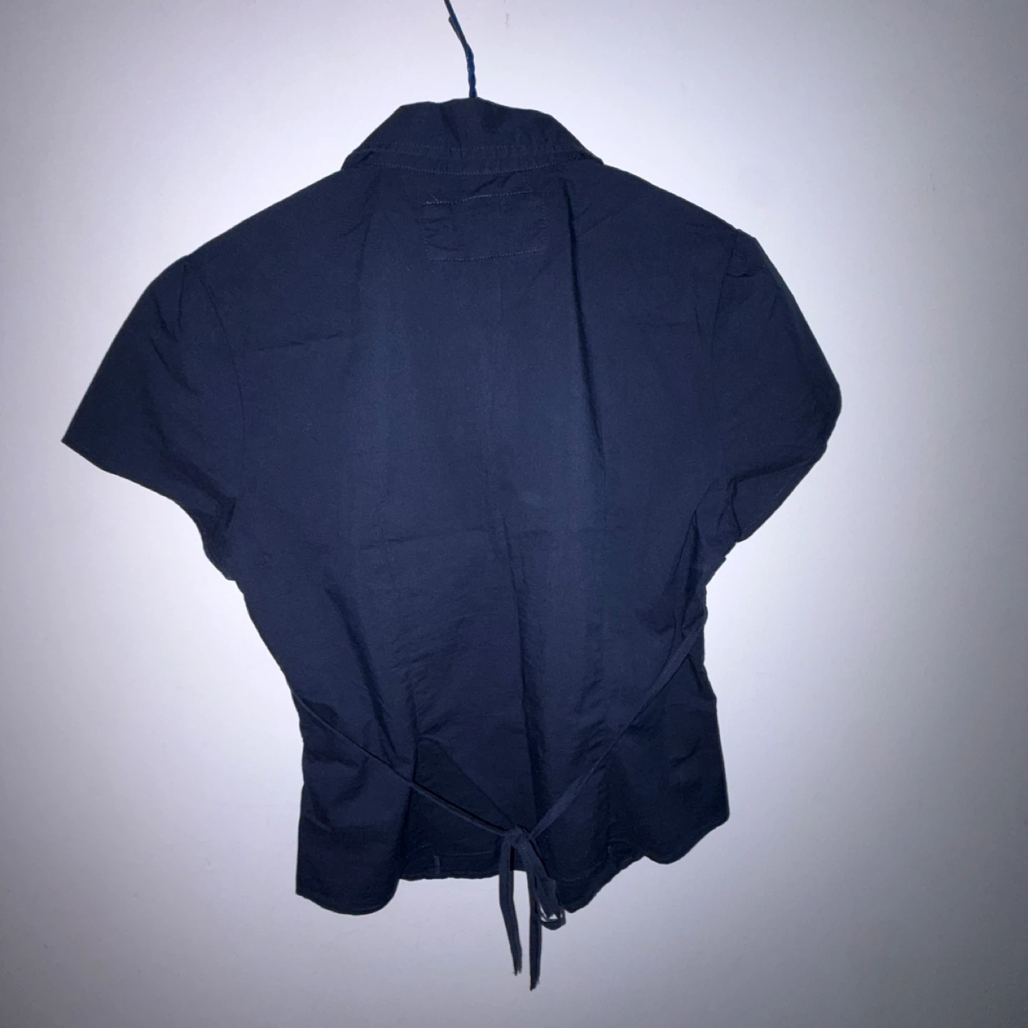 Hollister Women's Short Sleeve Button-Up Shirt - photo 4