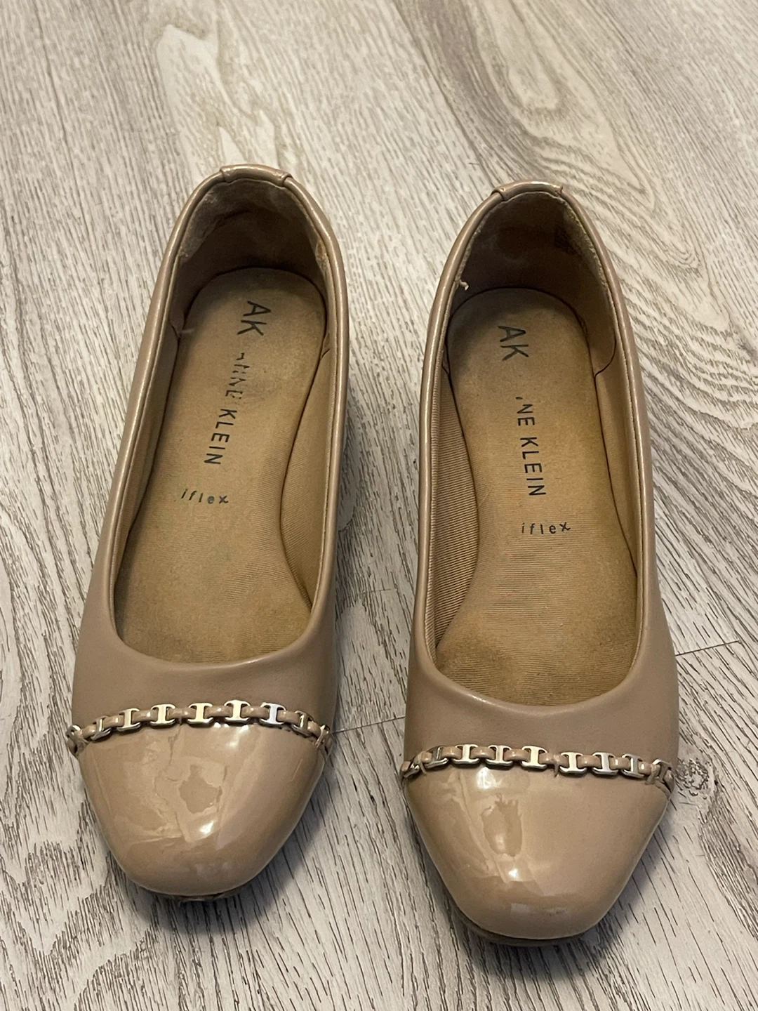 Anne Klein nude flats size 8 $10