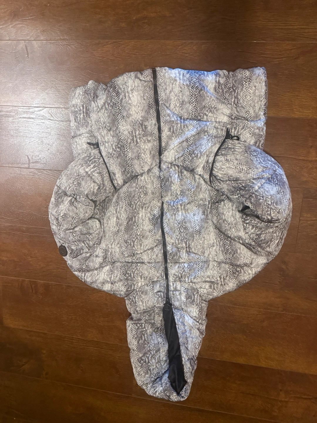 NOIZE Puffer Jacket - Snakeskin Print