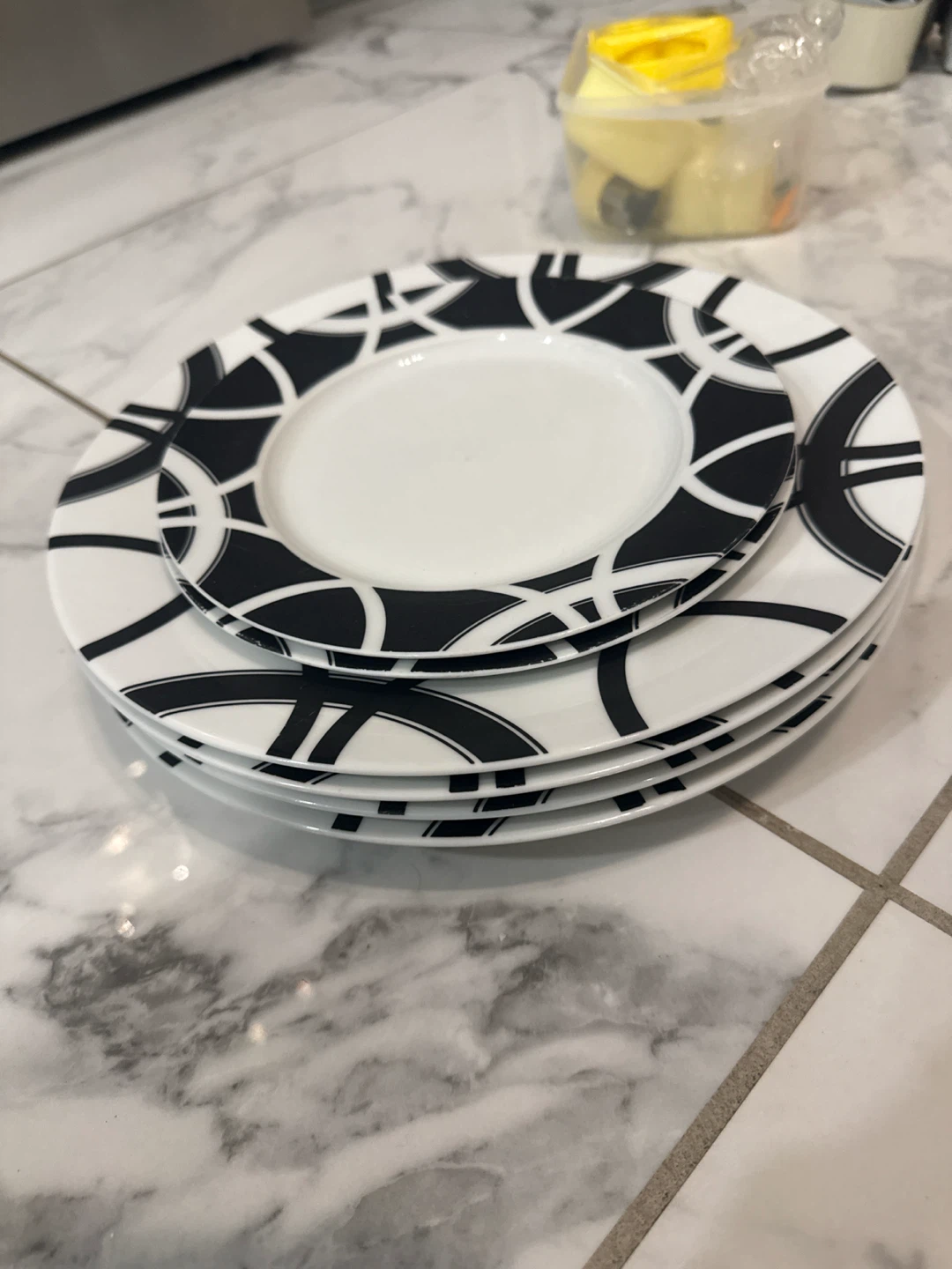 Set of 6Black and White Patterned Plates
