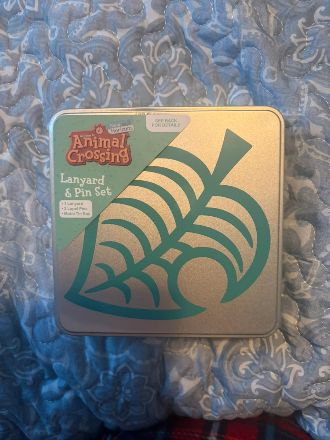Animal Crossing Lanyard & Pin Set